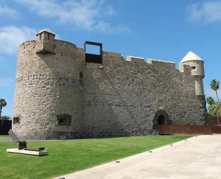 La Naval Hr