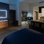 La Naval Hr